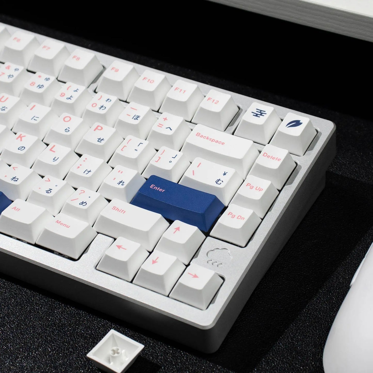 Minimalist White Blue Japanese PBT Keycaps Cherry Profile Dye-Sublimated Keycap Set for Mx Cherry Switch Mechanical Keyboard Kit